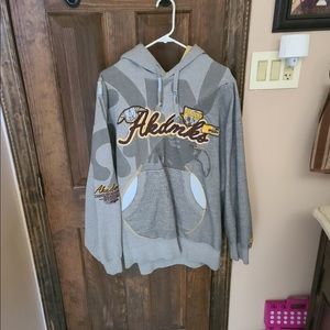 Akademiks sweat shirt